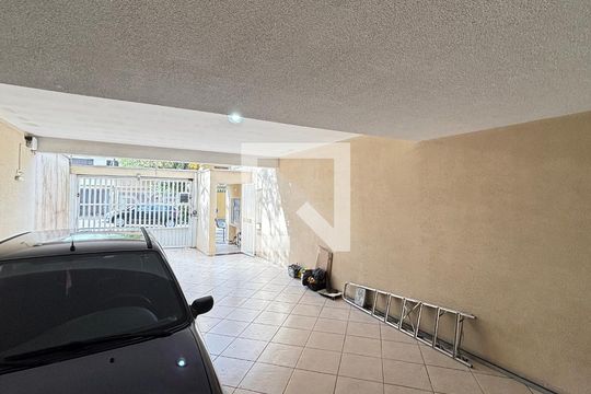 Garagem de apartamento para alugar com 2 quartos, 110m² em Vila Assunção, Santo André