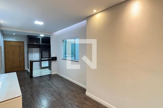 Sala de apartamento para alugar com 2 quartos, 110m² em Vila Assunção, Santo André