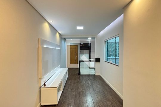Sala de apartamento para alugar com 2 quartos, 110m² em Vila Assunção, Santo André