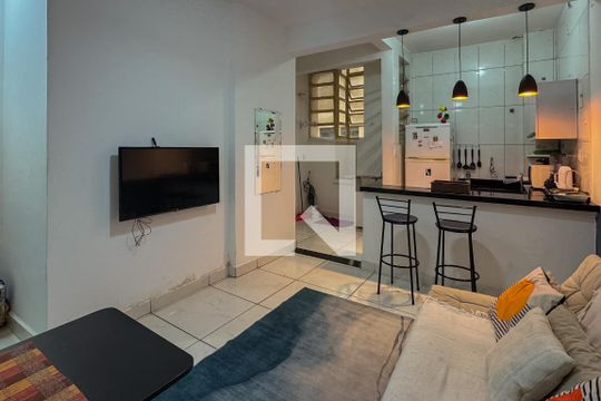 Sala de apartamento à venda com 1 quarto, 45m² em Centro, Belo Horizonte