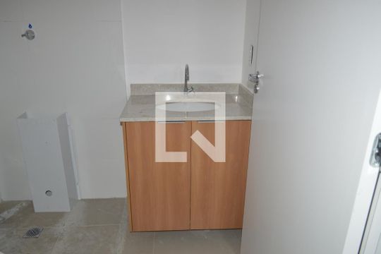 Banheiro de apartamento à venda com 1 quarto, 24m² em Vila Mariana, São Paulo
