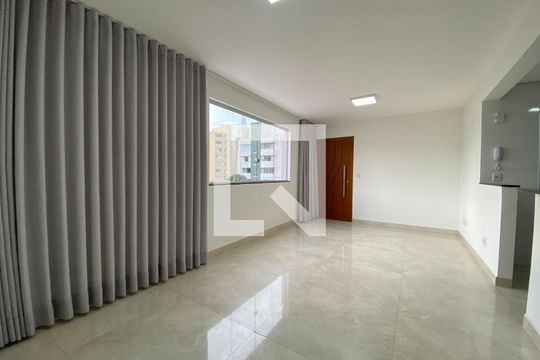 Apartamento à venda com 2 quartos, 68m² em São Pedro, Belo Horizonte