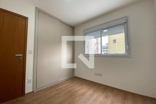 Apartamento à venda com 2 quartos, 68m² em São Pedro, Belo Horizonte