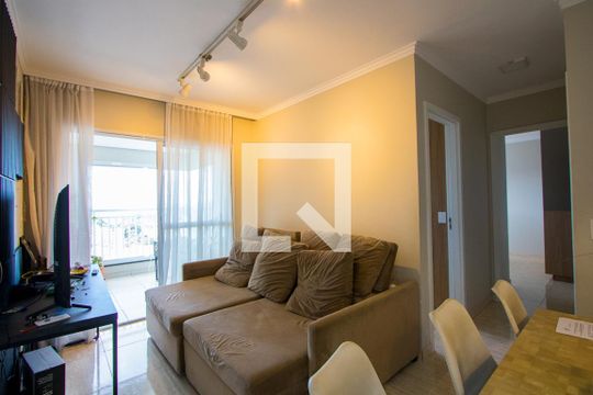 Sala de apartamento à venda com 2 quartos, 68m² em Vila Apiai, Santo André
