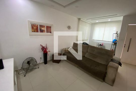 Sala de casa à venda com 3 quartos, 220m² em Freguesia (jacarepaguá), Rio de Janeiro
