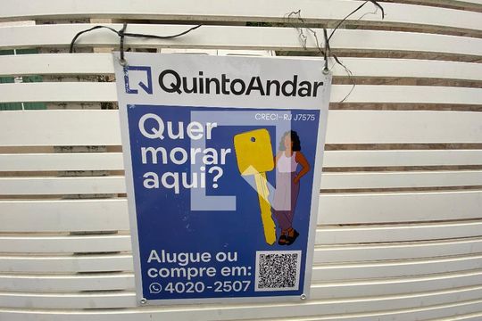Plaquinha de casa à venda com 3 quartos, 220m² em Freguesia (jacarepaguá), Rio de Janeiro