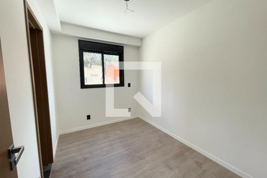 Suíte 2 de apartamento à venda com 2 quartos, 127m² em Santo Antônio, Belo Horizonte