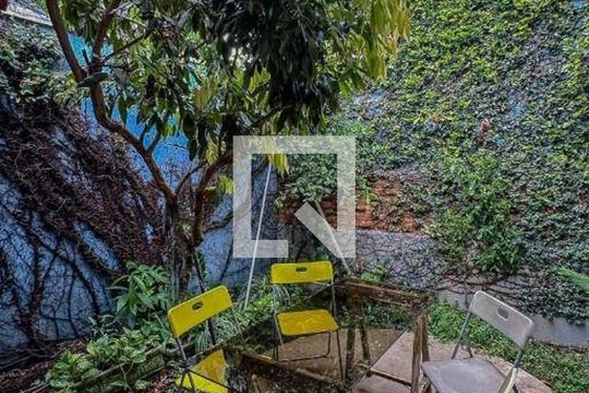 Casa à venda com 2 quartos, 250m² em Vila Prudente, São Paulo