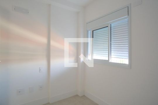 Quarto de apartamento à venda com 2 quartos, 67m² em Vila Azevedo, São Paulo