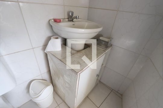 Banheiro de kitnet/studio à venda com 1 quarto, 35m² em Centro Histórico de São Paulo, São Paulo
