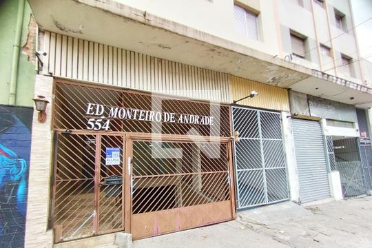 Fachada de apartamento para alugar com 2 quartos, 75m² em Santana, São Paulo