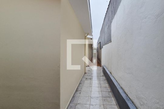 Área Externa de casa à venda com 3 quartos, 182m² em Jardim Olavo Bilac, São Bernardo do Campo
