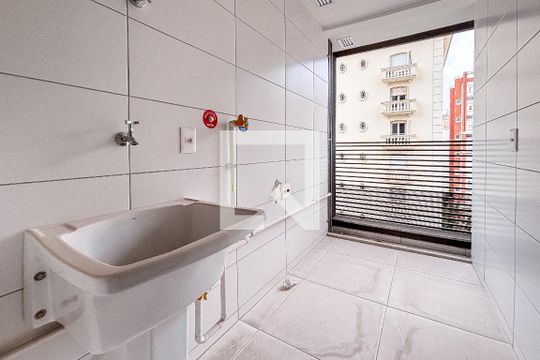 Área de Serviço de apartamento para alugar com 3 quartos, 164m² em Pinheiros, São Paulo