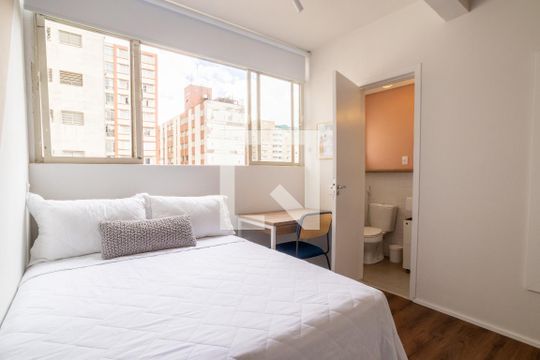 Apartamento à venda com 5 quartos, 145m² em Bela Vista, São Paulo