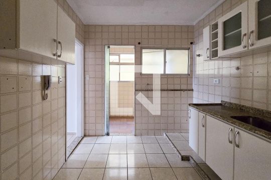 Cozinha de apartamento para alugar com 2 quartos, 90m² em Jardim Maria Adelaide, São Bernardo do Campo