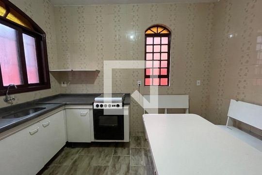 Cozinha de casa à venda com 3 quartos, 150m² em Jardim Pinheiros, São Paulo