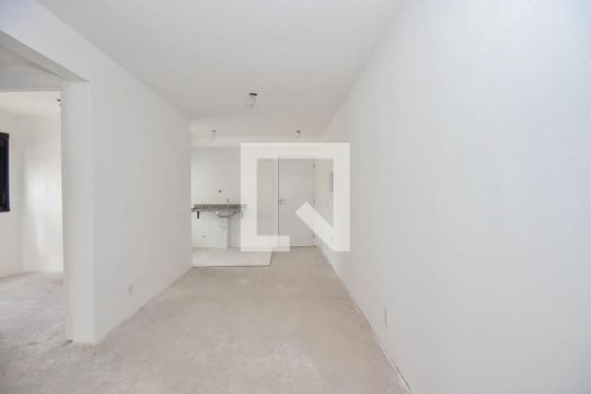 Apartamento à venda com 2 quartos, 46m² em Vila Suzana, São Paulo