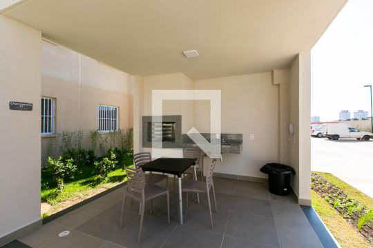 Área comum - Churrasqueira de apartamento para alugar com 2 quartos, 32m² em Vila Carmosina, São Paulo