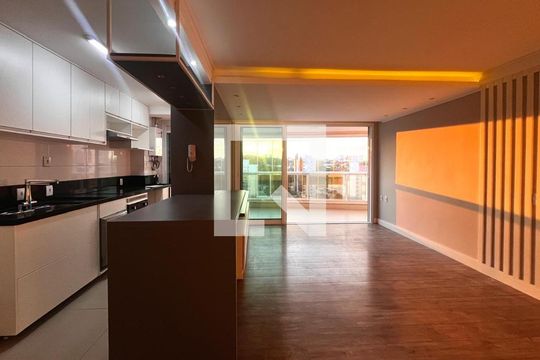 Sala de apartamento à venda com 3 quartos, 95m² em Vila Itapura, Campinas