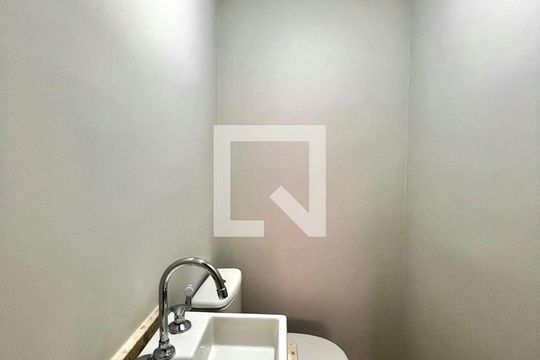 Lavabo de apartamento à venda com 3 quartos, 95m² em Vila Itapura, Campinas