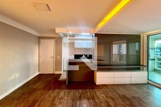 Sala de apartamento à venda com 3 quartos, 95m² em Vila Itapura, Campinas