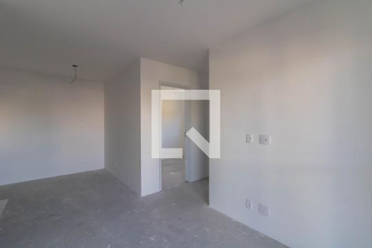 Sala de apartamento à venda com 2 quartos, 56m² em Vila Galvão, Guarulhos