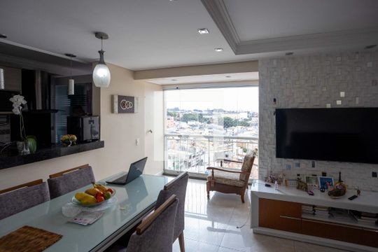 Sala de apartamento à venda com 2 quartos, 55m² em Piraporinha, Diadema