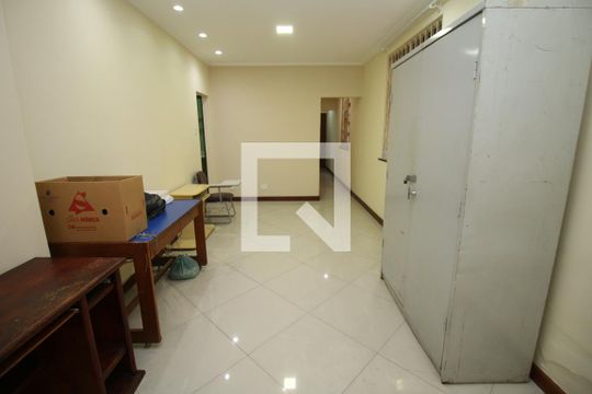 Sala de casa à venda com 2 quartos, 69m² em Penha Circular, Rio de Janeiro