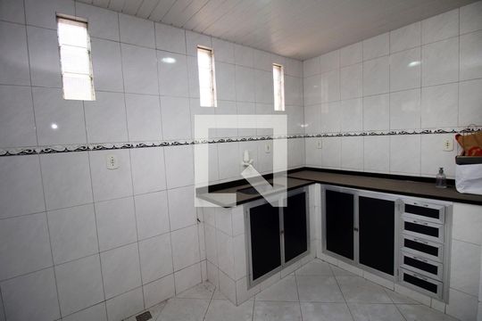 Cozinha de casa à venda com 2 quartos, 69m² em Penha Circular, Rio de Janeiro