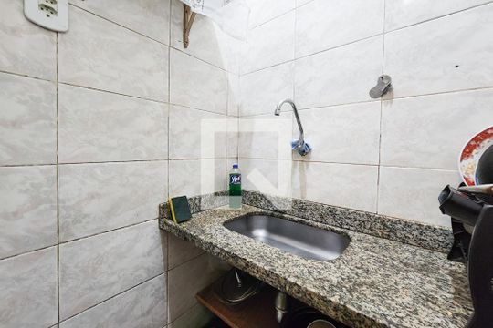 Cozinha de apartamento para alugar com 1 quarto, 40m² em Botafogo, Rio de Janeiro