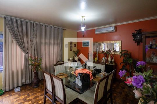 Sala de Jantar de casa à venda com 4 quartos, 337m² em Casa Grande, Diadema