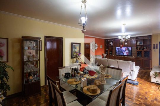 Sala de Jantar de casa à venda com 4 quartos, 337m² em Casa Grande, Diadema
