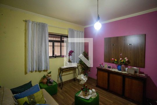 Sala de Estar de casa à venda com 4 quartos, 337m² em Casa Grande, Diadema
