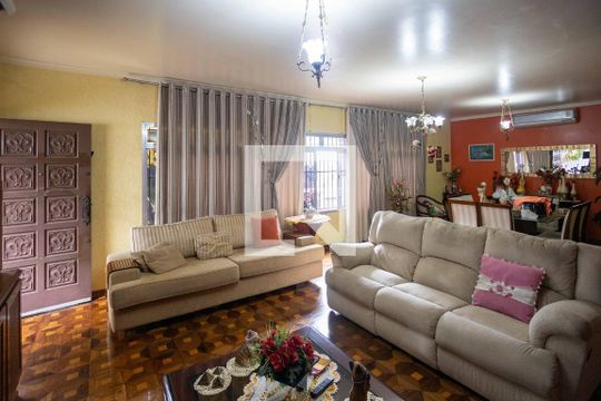 Casa à venda com 4 quartos, 337m² em Casa Grande, Diadema