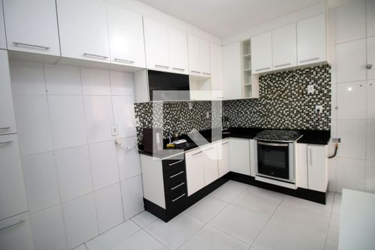 Cozinha de apartamento à venda com 2 quartos, 79m² em Penha Circular, Rio de Janeiro