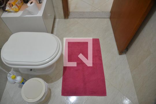 Lavabo de casa à venda com 4 quartos, 191m² em Parque das Nações, Santo André