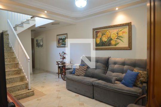 Sala de casa à venda com 4 quartos, 191m² em Parque das Nações, Santo André