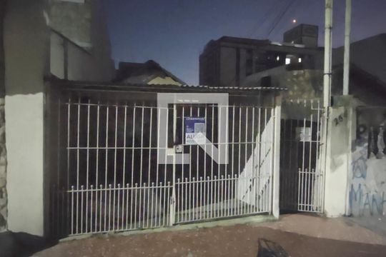 Fachada de casa para alugar com 1 quarto, 48m² em Santa Maria, São Caetano do Sul