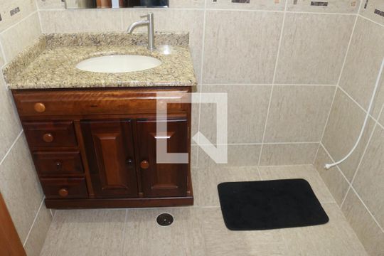 Banheiro da Suíte 1 de apartamento à venda com 2 quartos, 66m² em Cerâmica, São Caetano do Sul