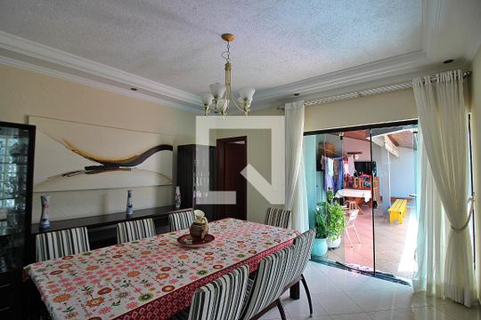 Sala de Jantar de casa à venda com 4 quartos, 600m² em Parque dos Passaros, São Bernardo do Campo