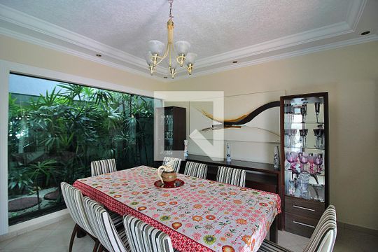 Sala de Jantar de casa à venda com 4 quartos, 600m² em Parque dos Passaros, São Bernardo do Campo