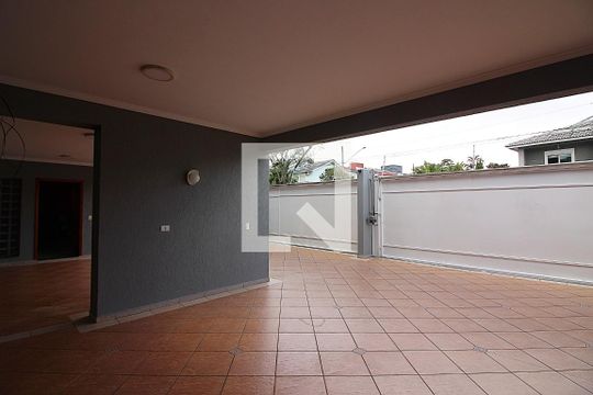 Garagem de casa à venda com 4 quartos, 600m² em Parque dos Passaros, São Bernardo do Campo