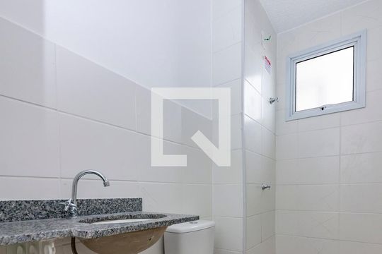 Banheiro Social de apartamento à venda com 1 quarto, 71m² em Palmeiras, Belo Horizonte