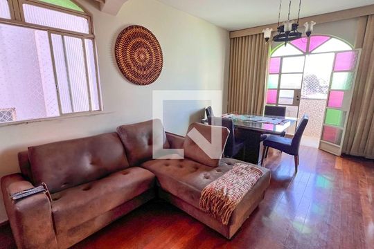 Sala de casa à venda com 5 quartos, 380m² em Colégio Batista, Belo Horizonte