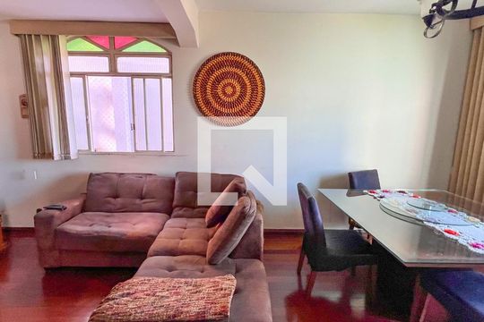 Casa à venda com 5 quartos, 380m² em Colégio Batista, Belo Horizonte