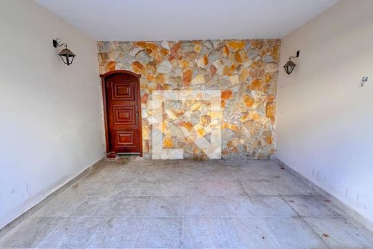 Área Externa de casa à venda com 5 quartos, 380m² em Colégio Batista, Belo Horizonte