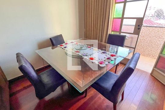 Sala de casa à venda com 5 quartos, 380m² em Colégio Batista, Belo Horizonte