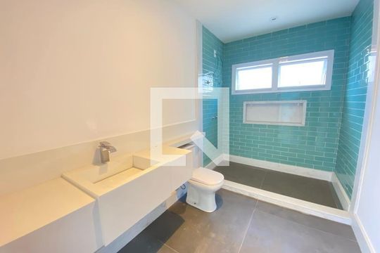 Casa à venda com 4 quartos, 360m² em Swiss Park, Campinas
