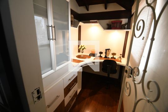 Escritório de casa de condomínio à venda com 4 quartos, 470m² em Loteamento Alphaville Campinas, Campinas