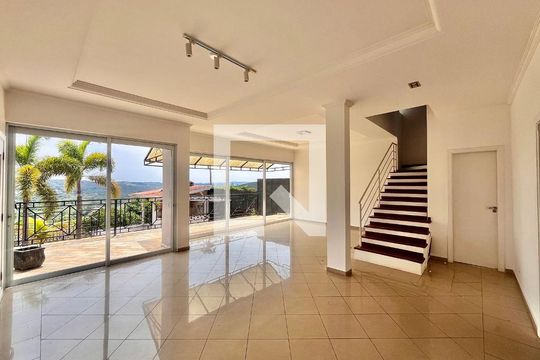 Sala de casa de condomínio à venda com 4 quartos, 356m² em Conjunto Habitacional Vila Santana (Sousas), Campinas
